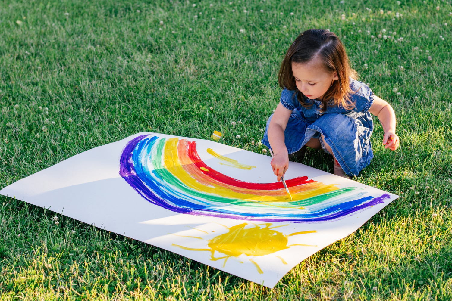 Teaching kids about Colors - Best Activities for Kindergarten - EuroKids