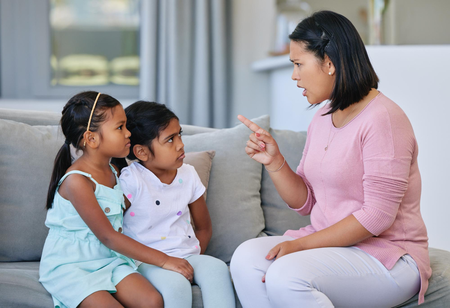 Effective Ways to Discipline Your 2-Year-Old Toddler