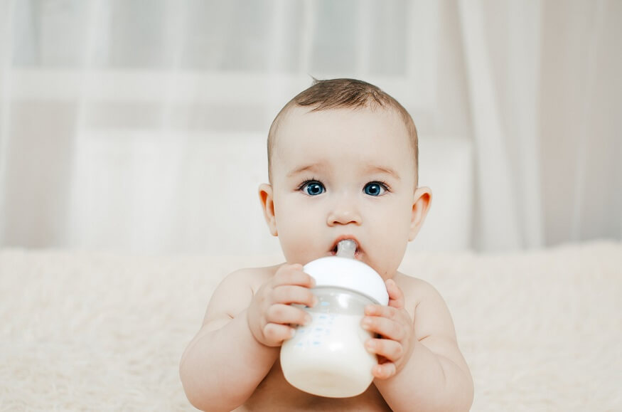 baby-spitting-up