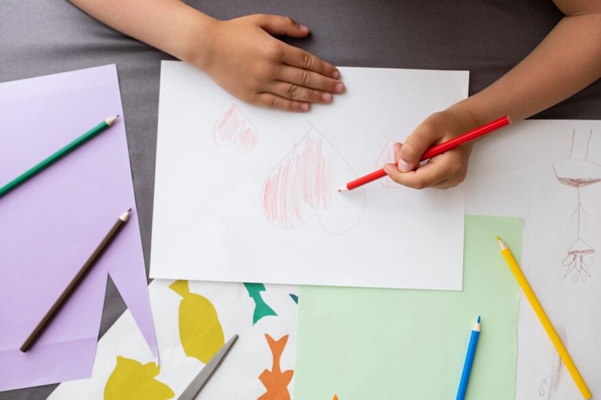 left-handed-children