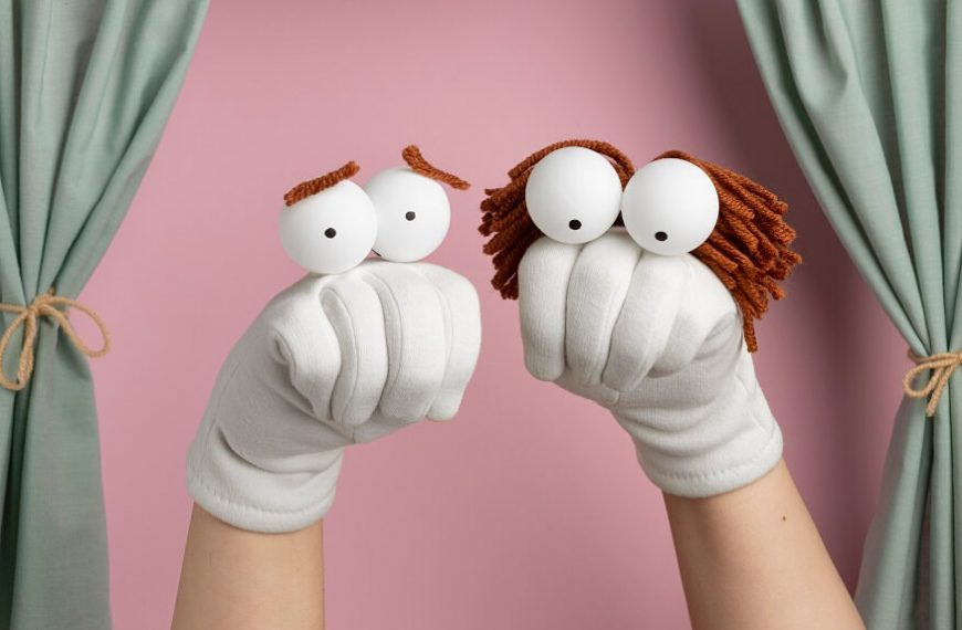 7-key-benefits-of-puppet-theatre-for-kids