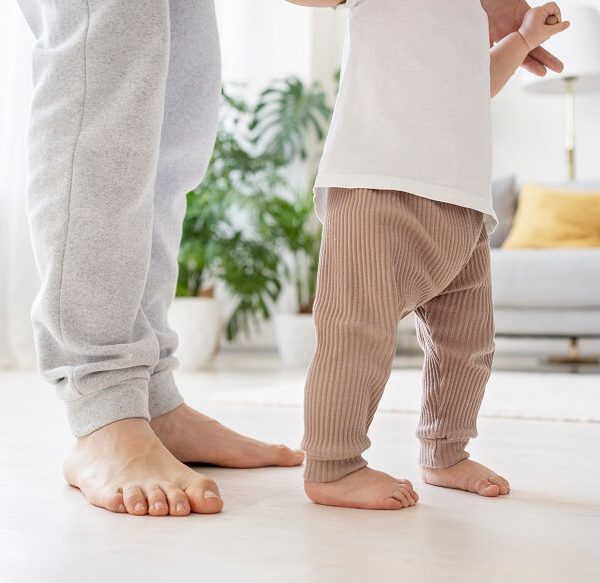 at-what-age-infants-walk