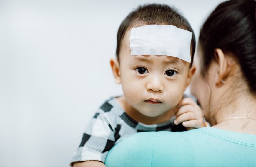children-head-injuries-signs-types-risks