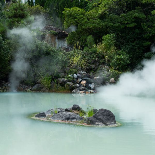 famous-hot-water-springs-in-india