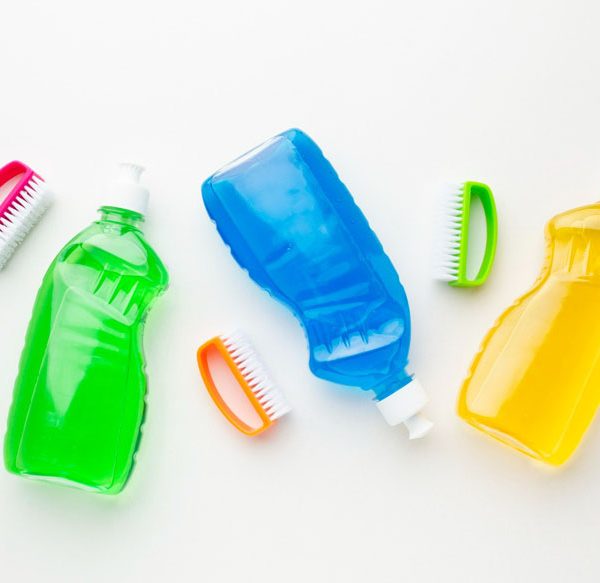 Crafting DIY Educational Sensory Bottles for Toddlers