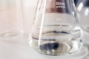 density-in-iquid-through-sensory-bottles