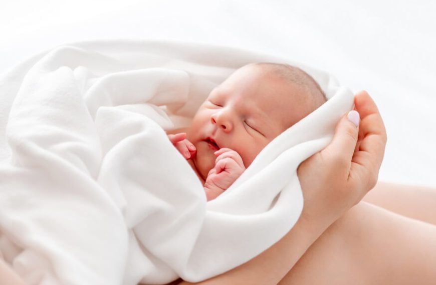 miracles-of-life-newborns-first-day