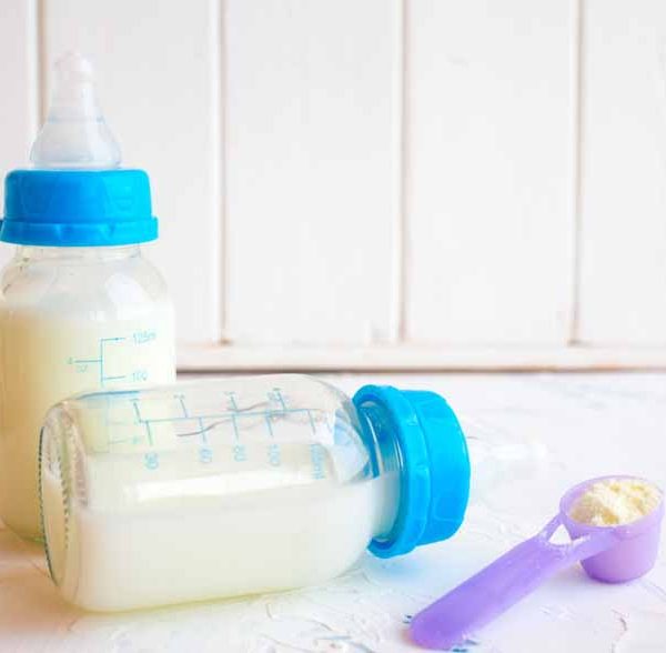 baby-formula-with-water