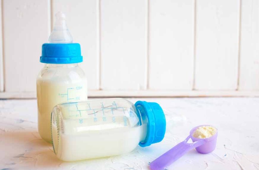 baby-formula-with-water