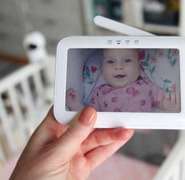 baby-monitors-advantages-drawbacks