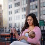 breastfeeding-while-travelling