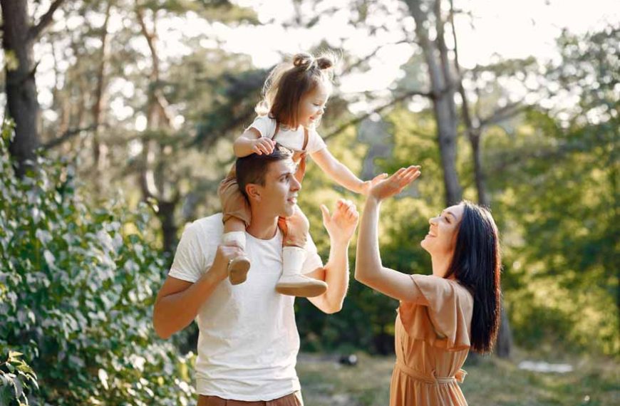 charachterstics-healthy-family