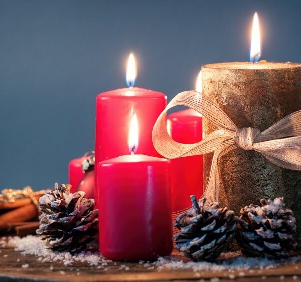 holiday-candle-making