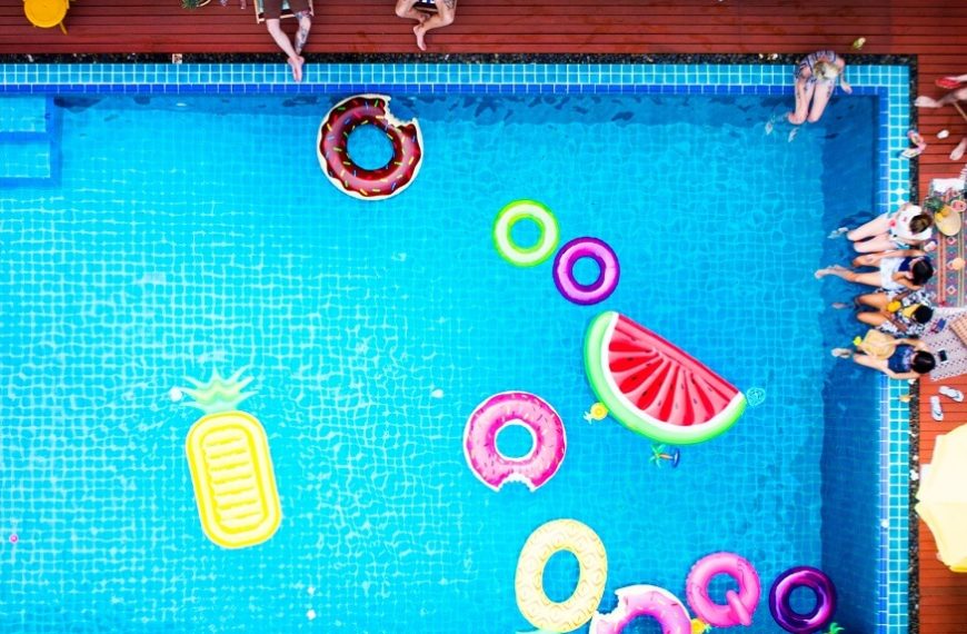 swimming-pool-painting-for-kids