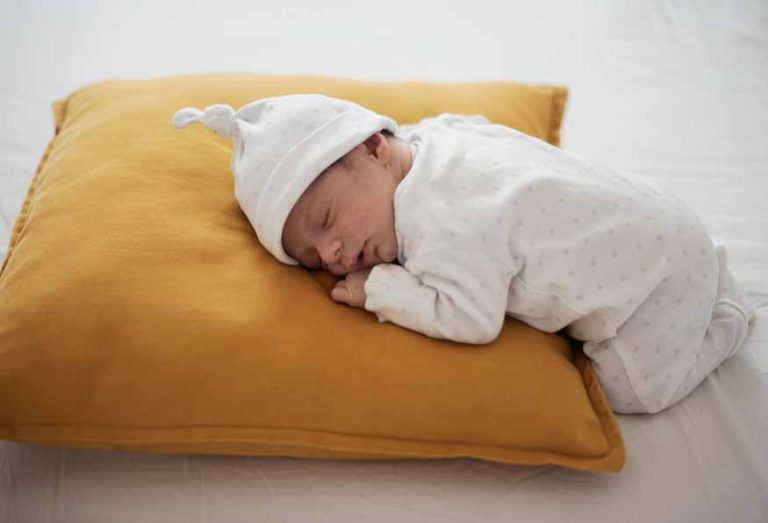 bay-sleeping-on-nursing-pillows