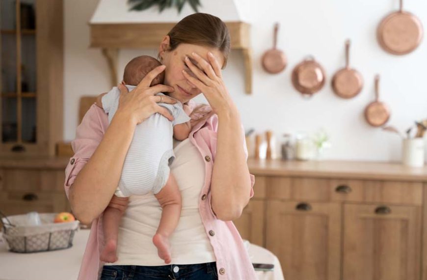 reacting-after-dropping-baby