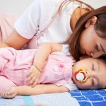 parent-forcing-children-to-sleep