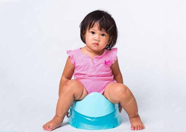 7 Helpful Tips for Parents Dealing with Toddlers with Holding in Their Poop