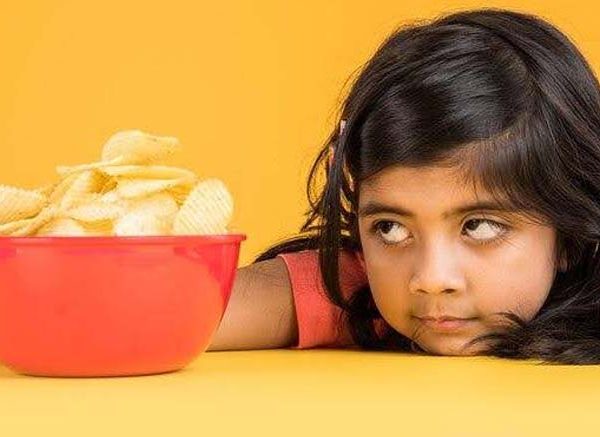 Feasting on Familiarity: Navigating the Advantages and Disadvantages of Repetitive Diets for Kids!