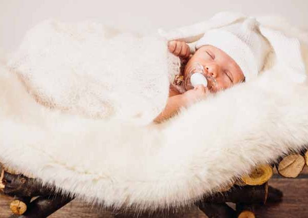 Sleep sacks for babies: Guidelines for usage, discontinuation and sizing recommendations