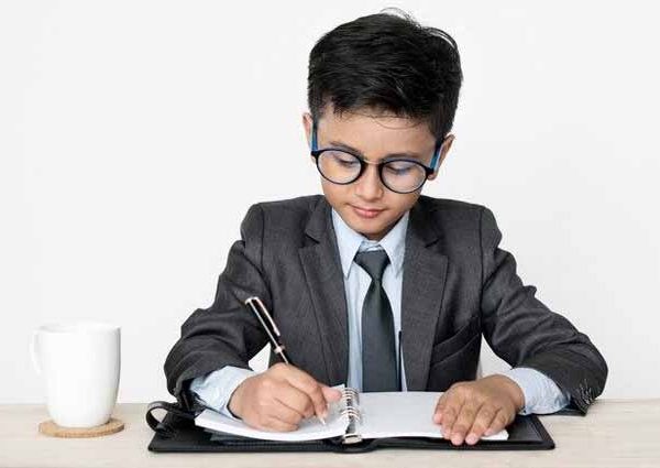 Four Easy Ways To Teach Your Child To Set Goals