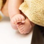 babies-experience-cold-hands-and-feet
