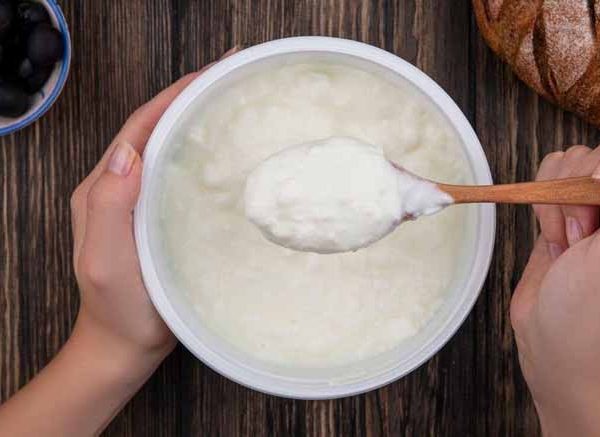 Introducing Yogurt to Babies: Timing and Tips