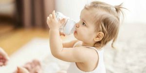 age-babies-can-drink-water