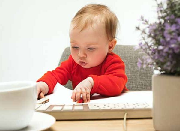 Early Signs Of Intelligence In Babies
