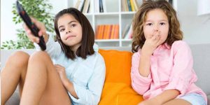 Is Watching TV During Meals Harmful for Kids