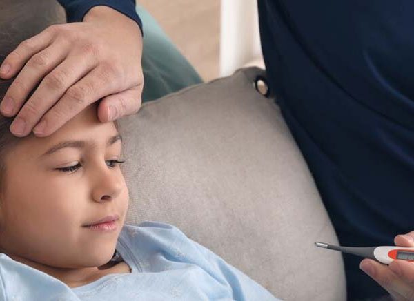 Natural-Ways-to-Reduce-Fever-in-Kids-–-A-Parents-Guide