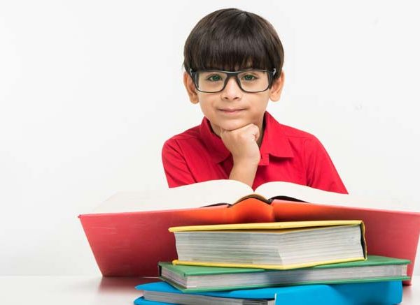 Modals Must and Mustn’t for Kids : clear rules, easy examples