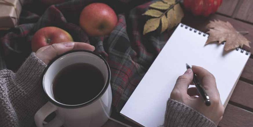 Essay on My Favourite Season in English for Class 1, 2 & 3 10 Lines, Short & Long Paragraph