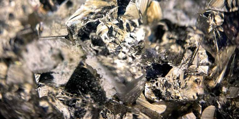 Uses of Noble Metals Key Applications & Examples Explained